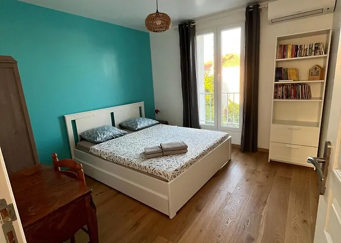 La Desiree, De La Non Mitoyenne, Entierement Renovee, 3 Pieces, Climatise, Parking Prive Dans 120m2 De Jardin 3* Антиб