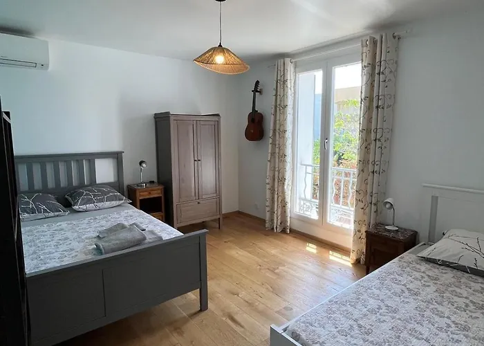 La Desiree, De La Non Mitoyenne, Entierement Renovee, 3 Pieces, Climatise, Parking Prive Dans 120m2 De Jardin 3* Антиб