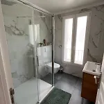 La Désirée, De La Non Mitoyenne, Entièrement Rénovée, 3 Pièces, Climatisé, Parking Privé Dans 120m2 De Jardin Affittacamere Antibes