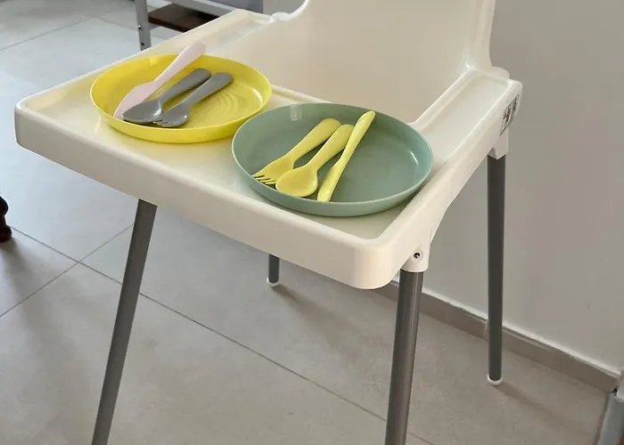 招待所 La Desiree, De La Non Mitoyenne, Entierement Renovee, 3 Pieces, Climatise, Parking Prive Dans 120m2 De Jardin